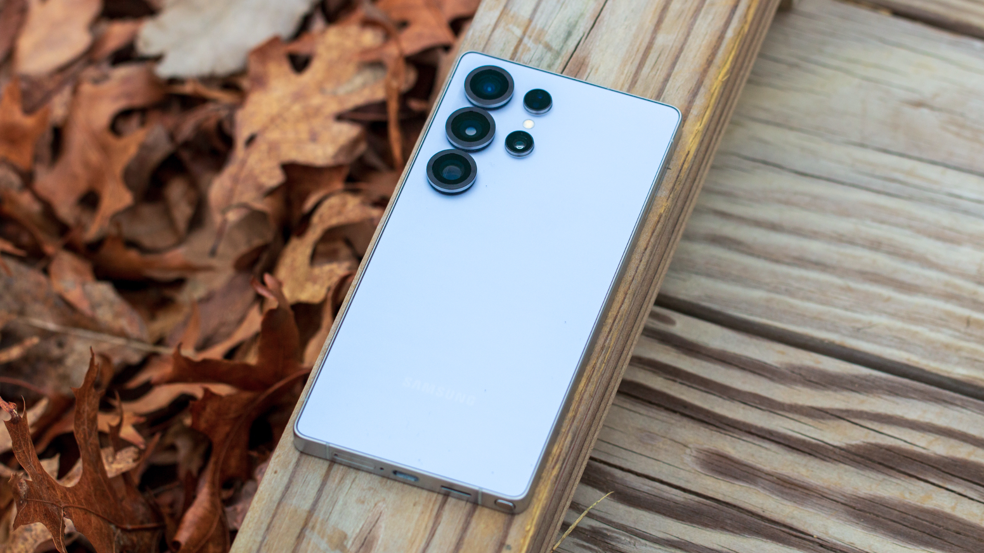 Pin lớn và sạc 60W giúp S26 Ultra sử dụng lâu và tiện lợi hơn